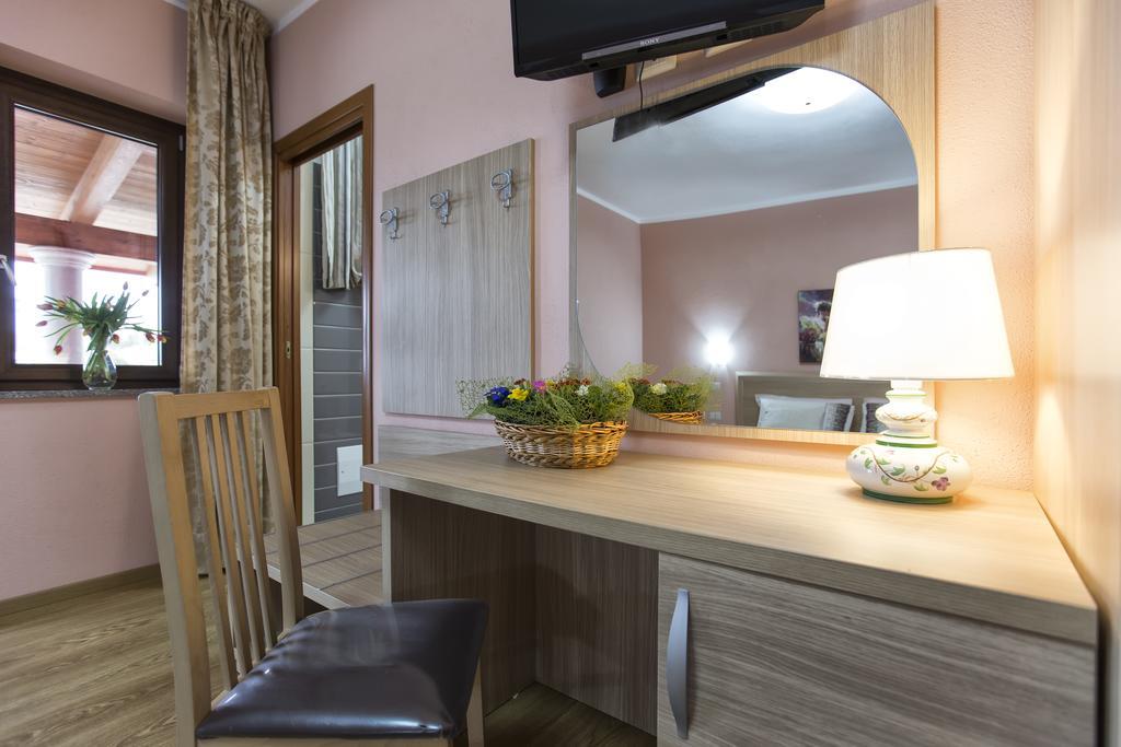 Il Sole Guesthouse Porto Torres Extérieur photo